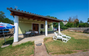 Beautiful Home In Medulin With Wifi
